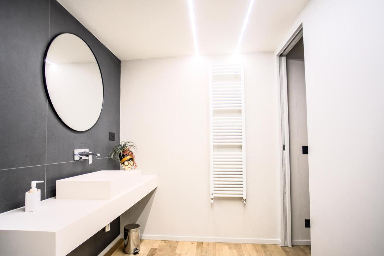 Gabriele Boutique Apartment ฟลอเรนซ์ ภายนอก รูปภาพ