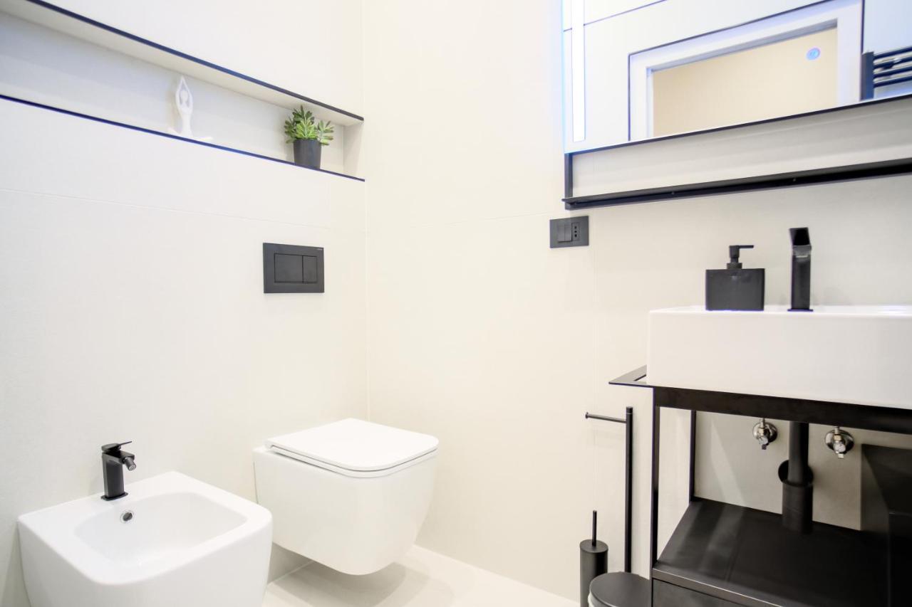 Gabriele Boutique Apartment ฟลอเรนซ์ ภายนอก รูปภาพ